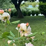 Πανσιόν Comme Parenthese Au Coeur Des Hortillonnages Αμιάν