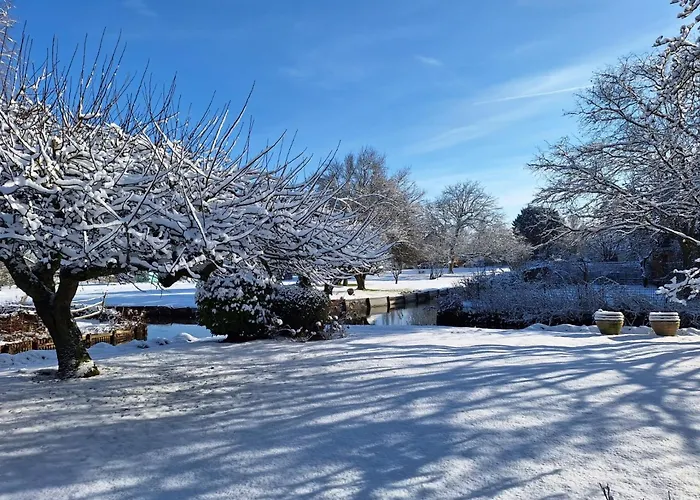 Comme Parenthese Au Coeur Des Hortillonnages Амьен