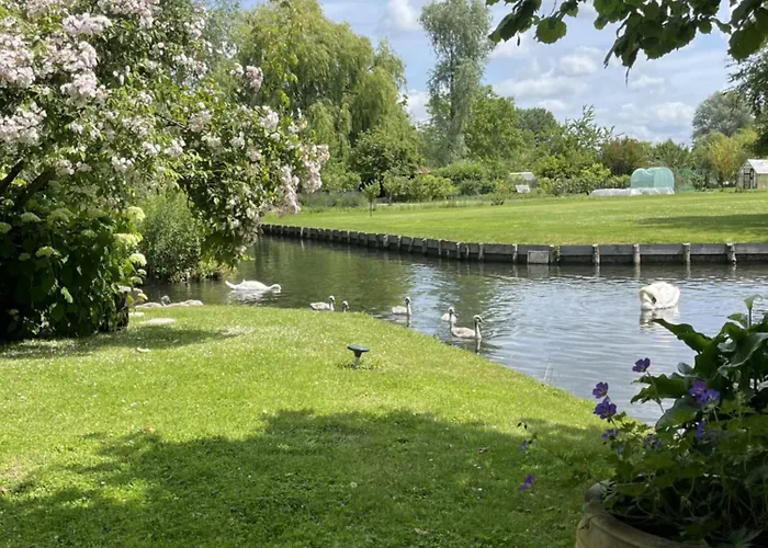 Comme Parenthèse Au Coeur Des Hortillonnages Maison d'hôtes