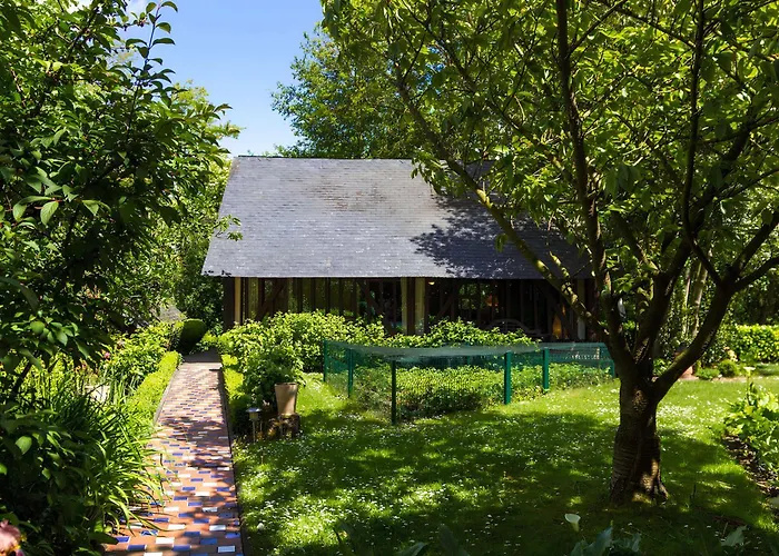 Comme Parenthèse Au Coeur Des Hortillonnages